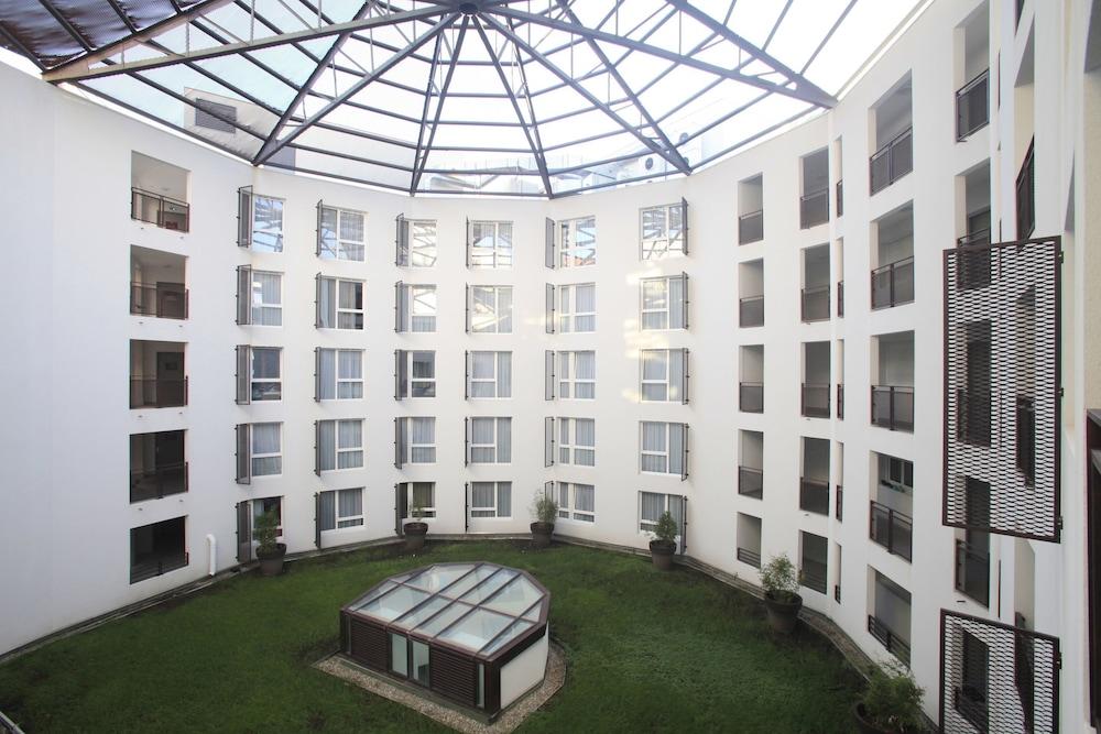 Odalys Campus Canebiere Appart hôtel 3*